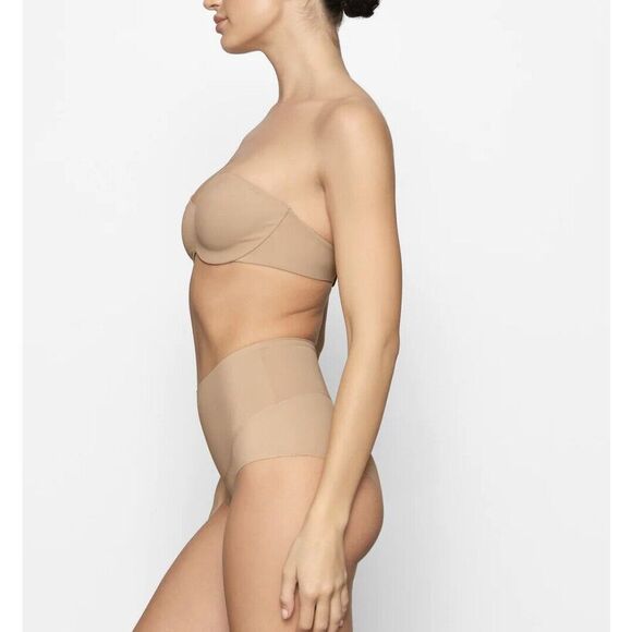 Skims Smoothing Intimates Unlined Strapless Bra Nwt Clay Size 32DD - Picture 2 of 7
